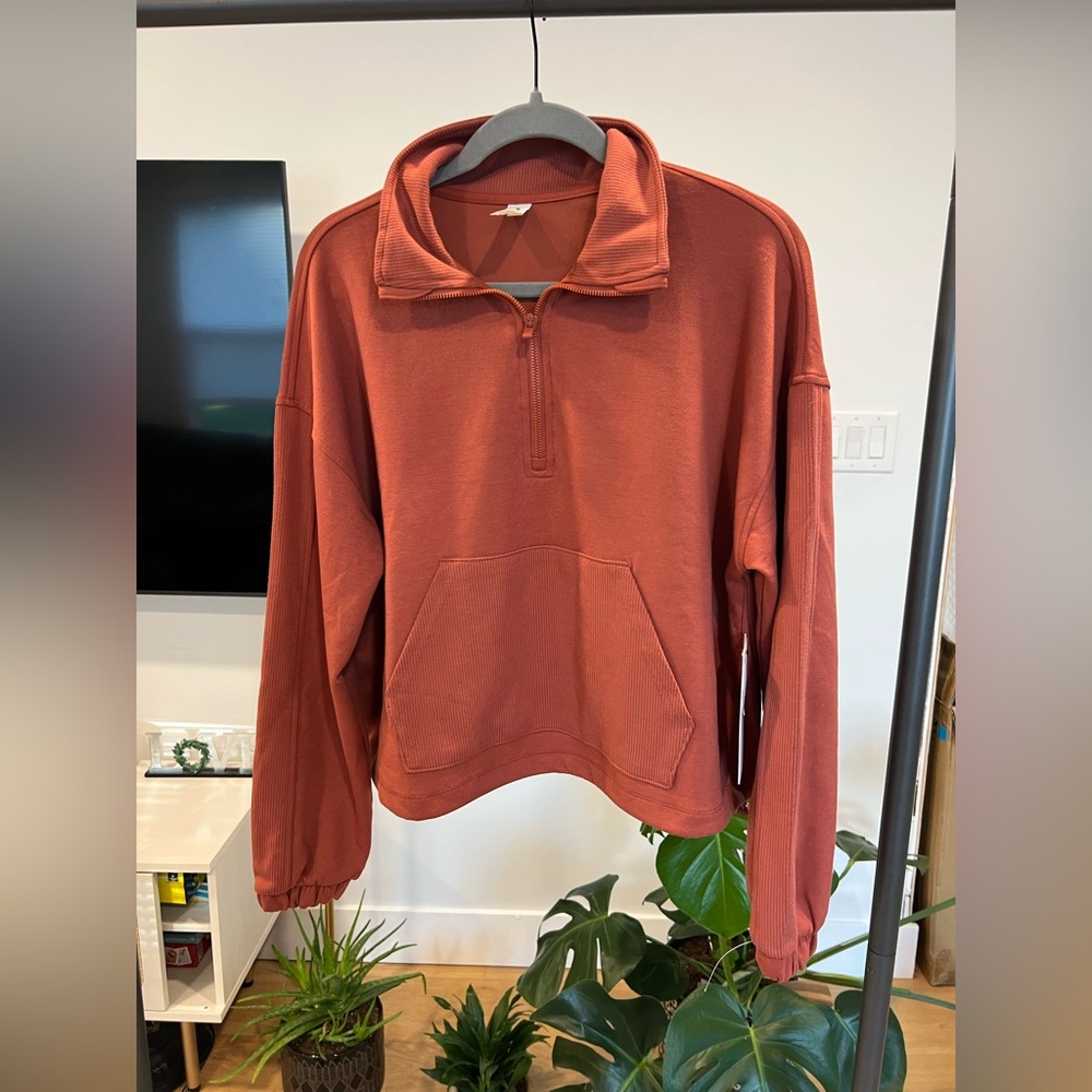 NWT Women’s YOGALICIOUS Softlite Carolina Halfzip Marsala Rust Sweatshirt